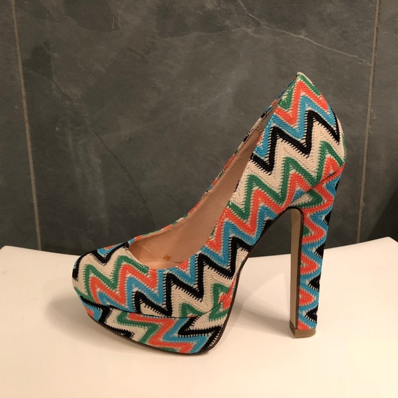 Platform Pumps - Picture 2 of 5